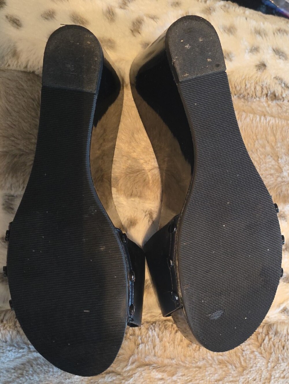 Tory Burch Black Patent Logo Wedge Slides - Picture 7 of 9